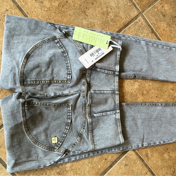 Freddy jeans, size M - Picture 2 of 3